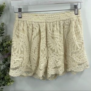 Miami | Ivory, Gorgeous Lace Shorts, Sz Small